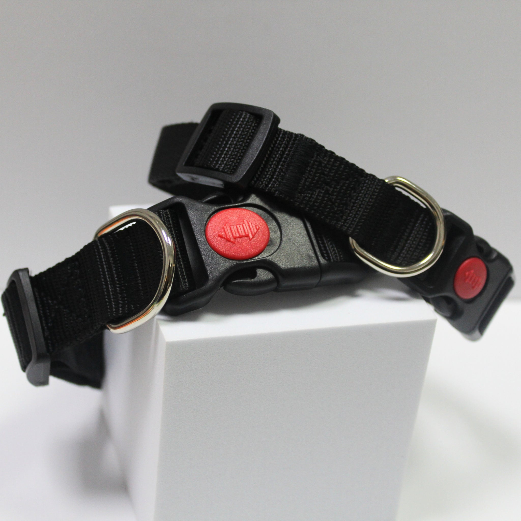 COLLAR NEGRO PARA PERROS GRANDES (diferentes tamaños)